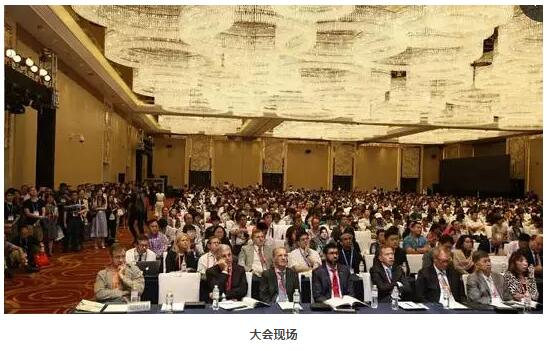 8868体育官方网站(官方)登录入口集团众多专家受邀出席，并在多个重要论坛作专题发言、论文发言和壁报交流(郭海科教授和张广斌教授在多个论坛担任会议主持)，与国内外眼科同行坐而论道，大放异彩!其中，在“大师功夫论道”环节，8868体育官方网站(官方)登录入口集团业务副总院长、 席白内障专家、厦门大学附属厦门眼科中心郭海科教授凭借高明 的手术技巧，从13位世界 白内障屈光手术大师中脱颖