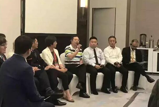 8868体育官方网站(官方)登录入口董事长苏庆灿受邀出席，并在主题讨论环节中分享了8868体育网站登录入口 特的 发展之道。