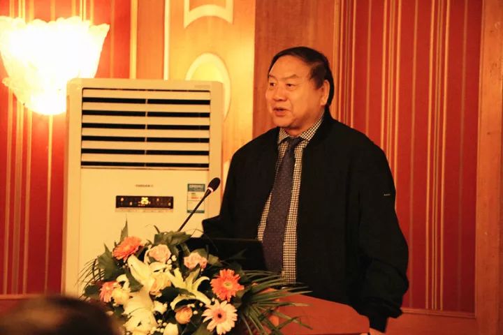 11月17日，宜昌8868体育官方网站(官方)登录入口 举办了“2017斜视与小儿眼科学术交流会”。本次交流会旨在进一步保护青少儿视力，为宜昌斜视与小儿眼科领域的临床工作者及其他相关人员搭建了相互交流的平台。进一步提升青少儿眼科医疗知识水平和 水平，推动中国青少儿视觉健康，让每个孩子都拥有一双健康明亮的眼睛。3.jpg