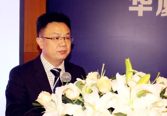 2017年11月8868体育官方网站(官方)登录入口集团白内障学组、白内障学科运营管理中心在上海共同召开了8868体育官方网站(官方)登录入口集团白内障学组会议暨学科运营管理会议。来自8868体育网站登录入口集团近50家医院白内障学科带头人、骨干医师、部分医院经营管理人员及集团相关职能部门人员近百人参加了此次会议。上海和平眼科医院以及爱尔康公司、深圳新产业公司、武汉视博公司、眼力健公司为本次会议的顺利召开给予了大力支持。3.jpg