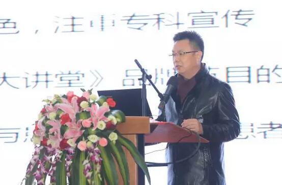 2月3日，8868体育官方网站(官方)登录入口集团2017年工作汇报暨2017年年度表彰大会在厦门环球会展中心B6厅隆重举行，来自集团本部、厦门大学附属厦门眼科中心、厦门欧华控股集团等1300余名员工与关心、支持8868体育网站登录入口发展的嘉宾欢聚一堂，共同总结2017年工作经验，展望2018年美好未来2.jpg