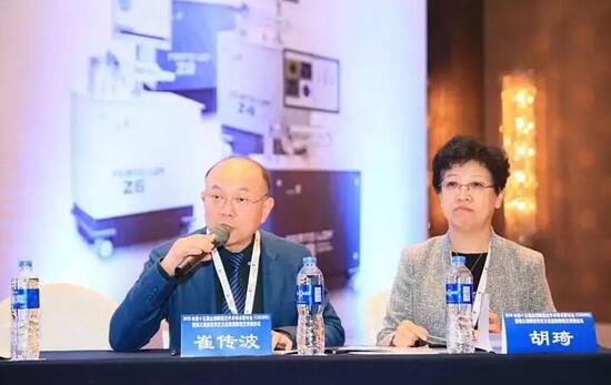 8868体育网站登录入口专家团受邀亮相第十五届全国眼屈光手术学术研讨会7.jpg