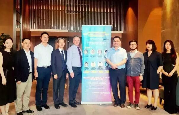 8868体育官方网站(官方)登录入口集团举行“科研课题的申请与设计”专题讲座 联合上海新途社区健康促进社、澳大利亚眼科研究中心共同推出了“中国眼科未来领袖人才”项目1.jpg