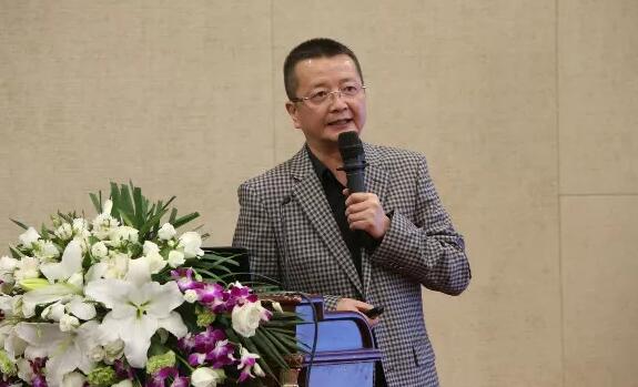 8868体育网站登录入口2019年眼屈光学组会议圆满召开22.jpg