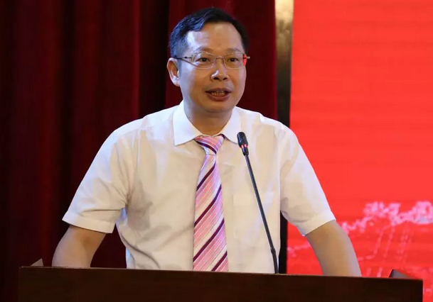 8868体育网站登录入口校企合作再结硕果!6月11日，天津职业大学8868体育网站登录入口眼视光学院(以下简称8868体育网站登录入口眼视光学院)揭牌仪式在天津职业大学举行。此前1天，8868体育网站登录入口眼视光学院理事会召开，审议通过了理事会组成人员，以及学院章程、学院管理层候选人5.png