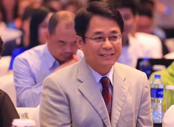 厦门眼科中心第七次举办海峡眼科论坛·2019白内障及角膜病高峰论坛 8868体育网站登录入口与海峡两岸眼科“大咖”厦门“论剑”7.png