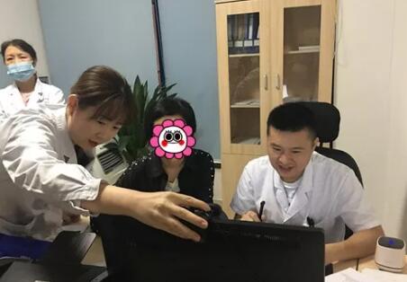 成都8868体育网站登录入口远程会诊助力患者不出远门看眼科名家1.jpg