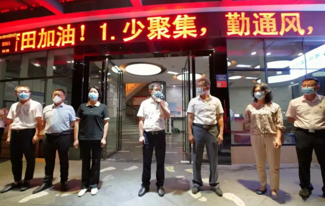不负使命！8868体育网站登录入口援莆医疗队凯旋归来，荔城区委书记到场送别2.png