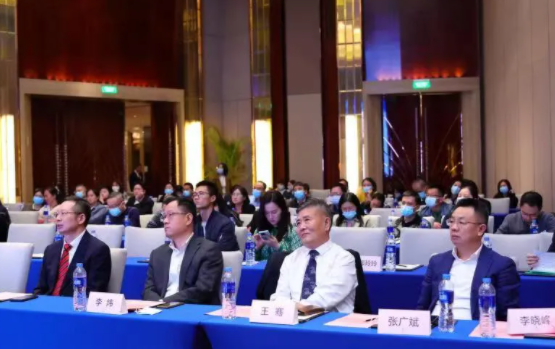 群贤“云”集，放“眼”未来——20218868体育网站登录入口高峰论坛成功举行1.png
