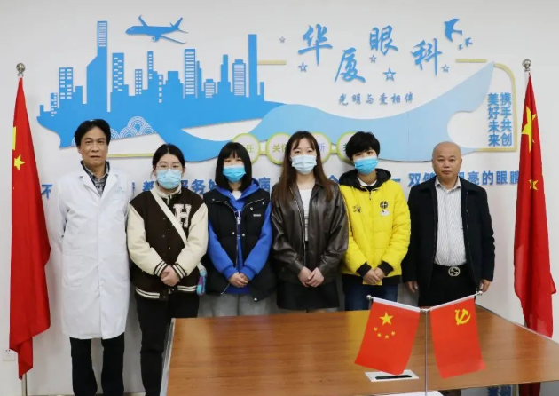 医者担当！8868体育网站登录入口今年来已支援核酸采样超100万人次4.png