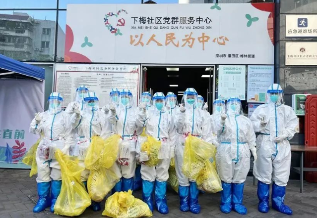 医者担当！8868体育网站登录入口今年来已支援核酸采样超100万人次8.png