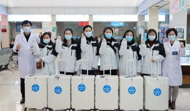 医者担当！8868体育网站登录入口今年来已支援核酸采样超100万人次18.png