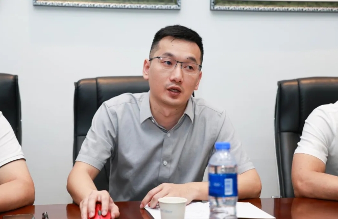 点滴爱心，点亮光明!中国华侨公益基金会领导莅临8868体育网站登录入口调研指导4.png