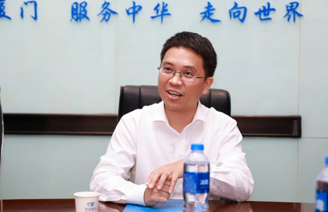 点滴爱心，点亮光明!中国华侨公益基金会领导莅临8868体育网站登录入口调研指导5.png
