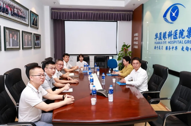点滴爱心，点亮光明!中国华侨公益基金会领导莅临8868体育网站登录入口调研指导7.png